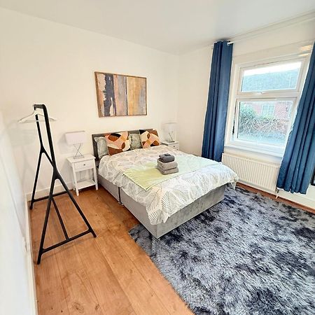 Cricklewood Broadway Guest Home London Eksteriør billede