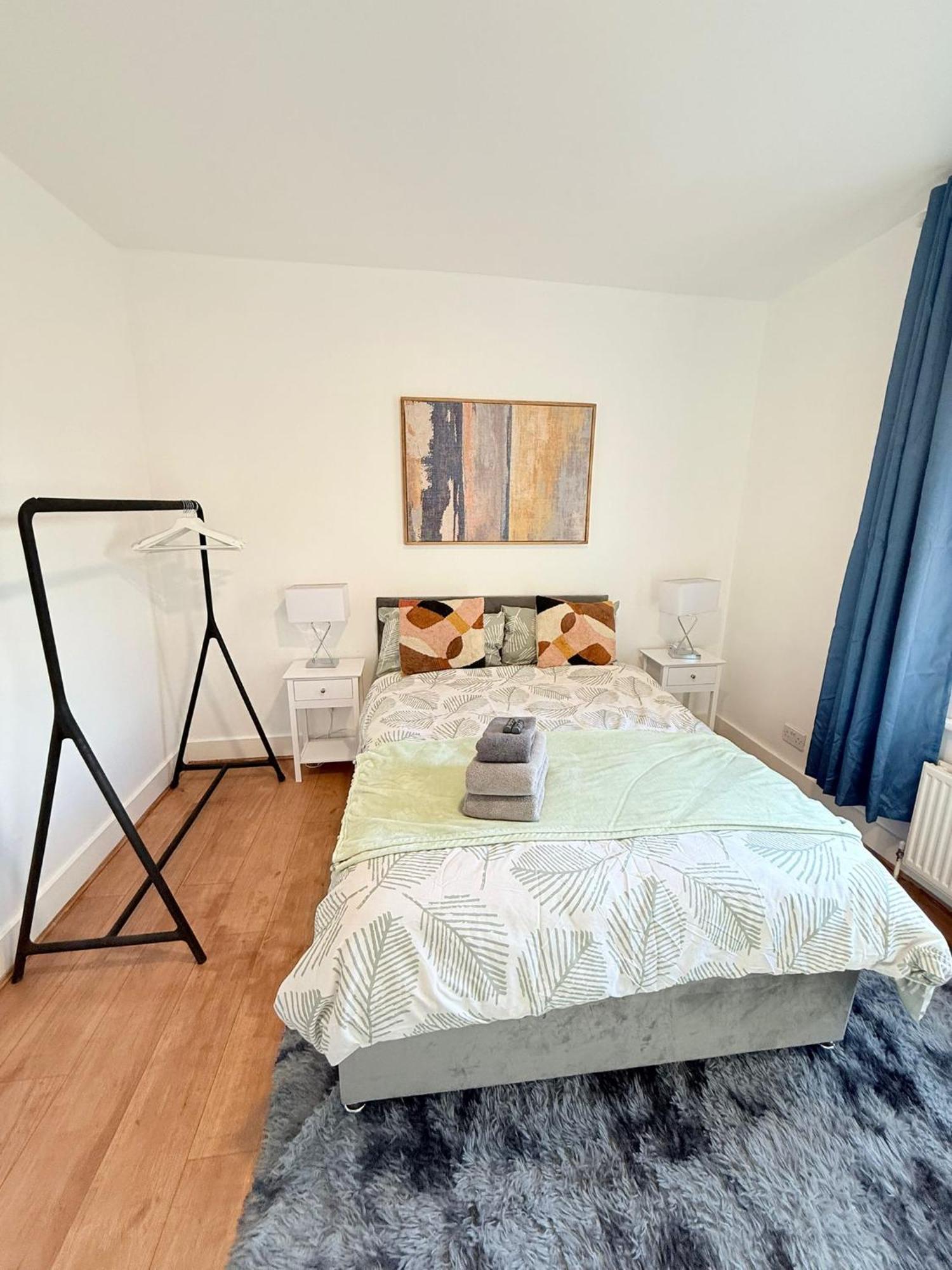 Cricklewood Broadway Guest Home London Eksteriør billede